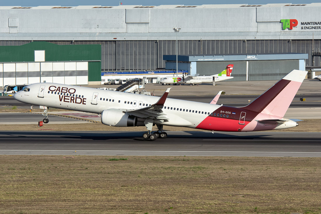 Cabo Verde Airlines - D4-CCG - B757