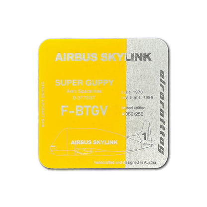 Coaster Super Guppy - Boeing 377SGT-201